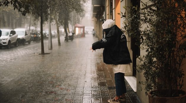 Vinterstormar härjar Spanien: Kaos och konsekvenser